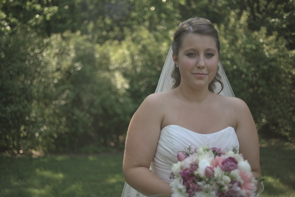 https://rockfordweddingphotographer.com/