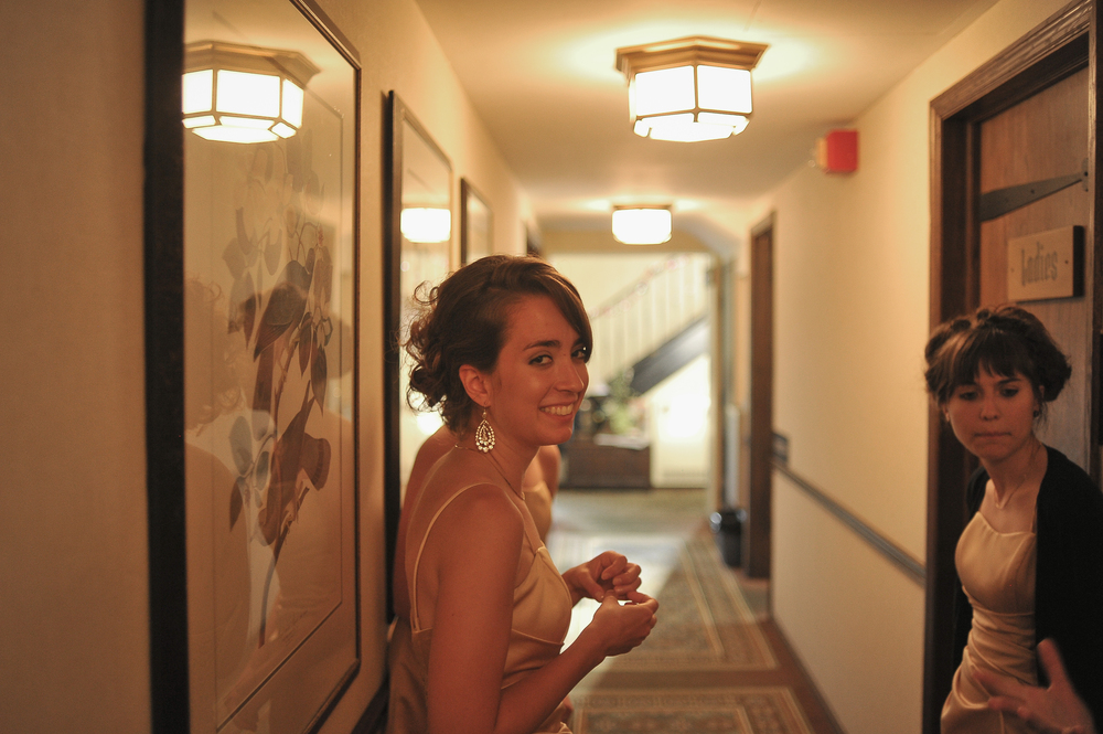 https://rockfordweddingphotographer.com/