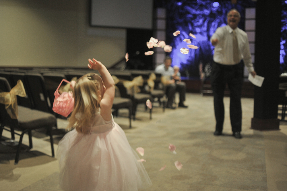 https://rockfordweddingphotographer.com/